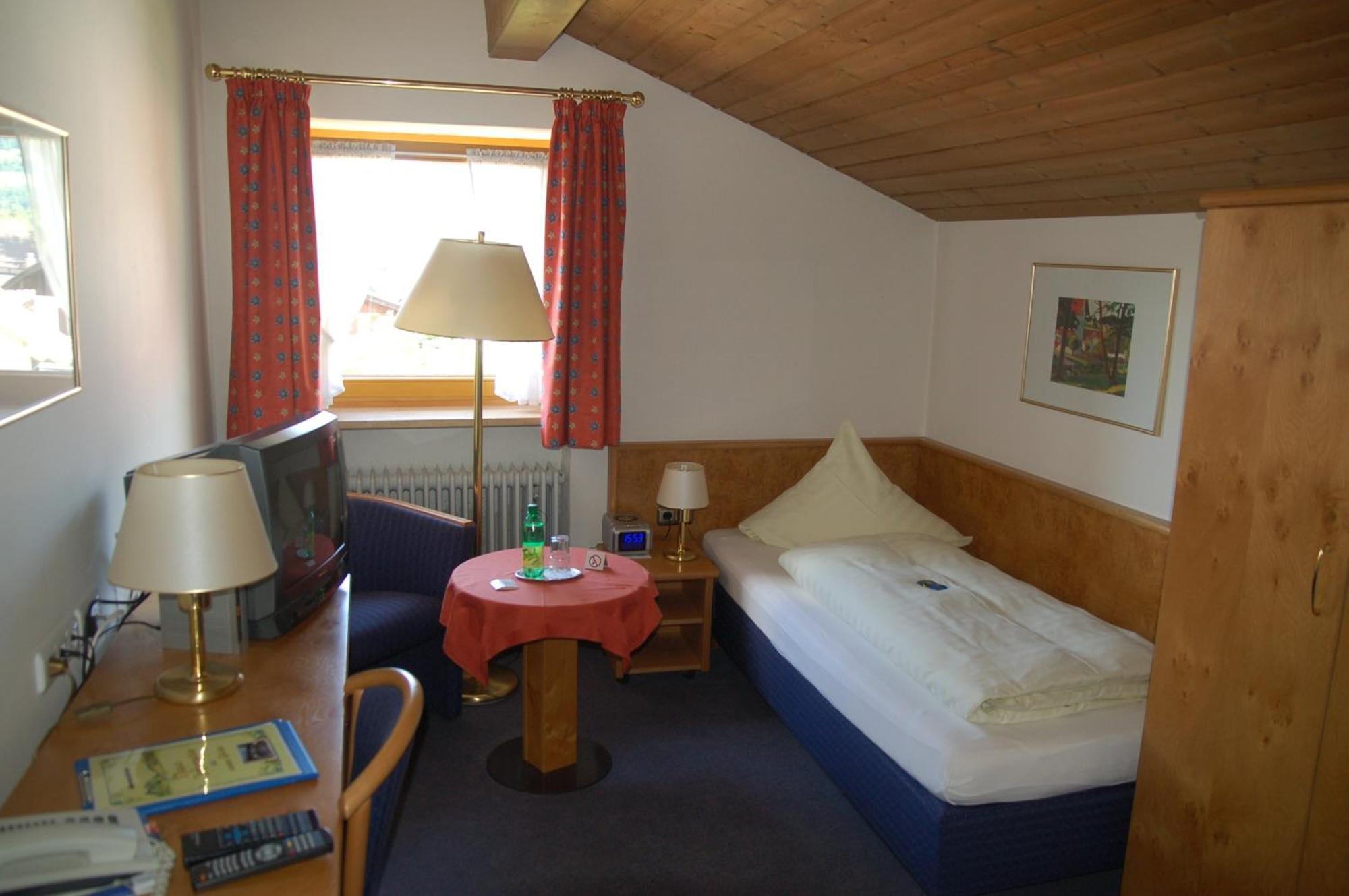 Hotel Garni Otto Huber Oberammergau Kültér fotó